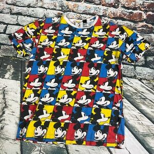 FOREVER 21 T-Shirt  Ladies MICKEY‎ MOUSE All Over Top Small